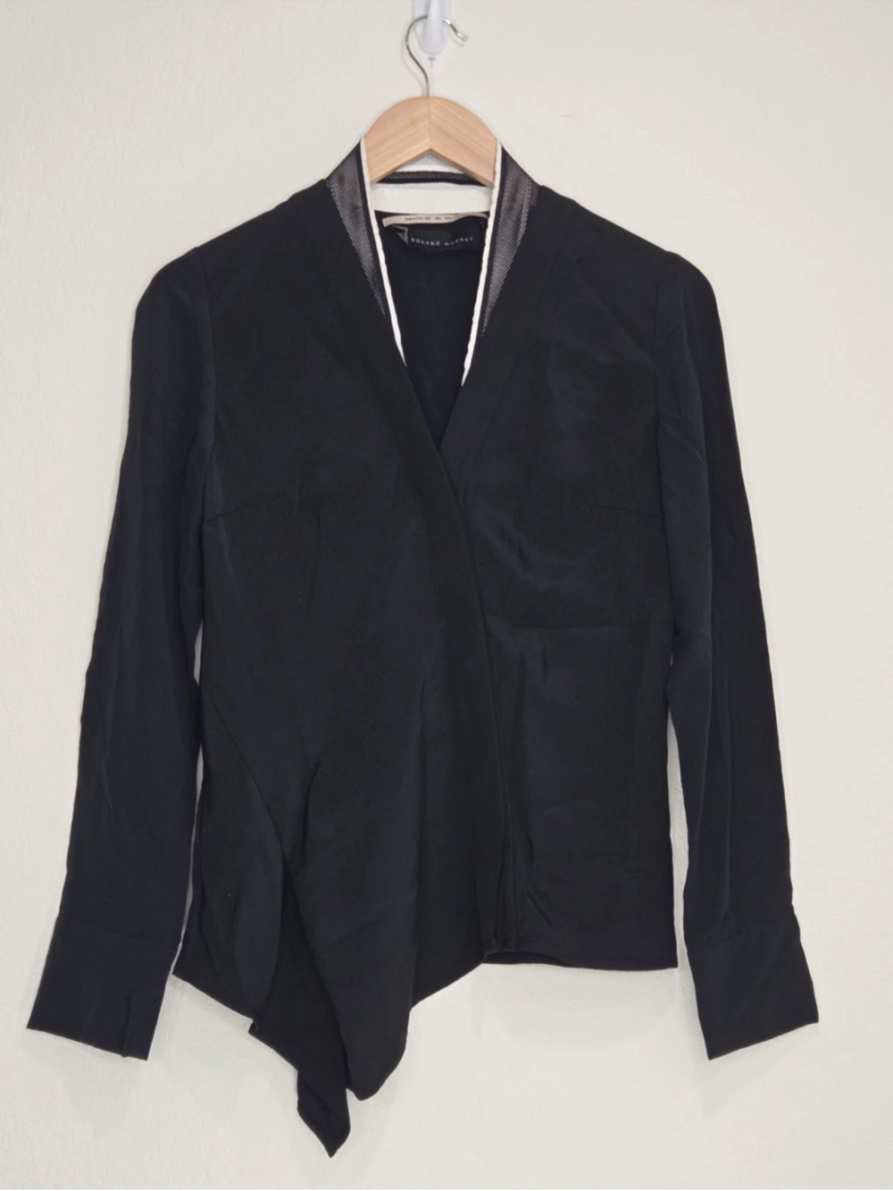 Roland Mouret 100% Silk Black Asymmetrical Button Blouse Mesh Collar Size 4 US